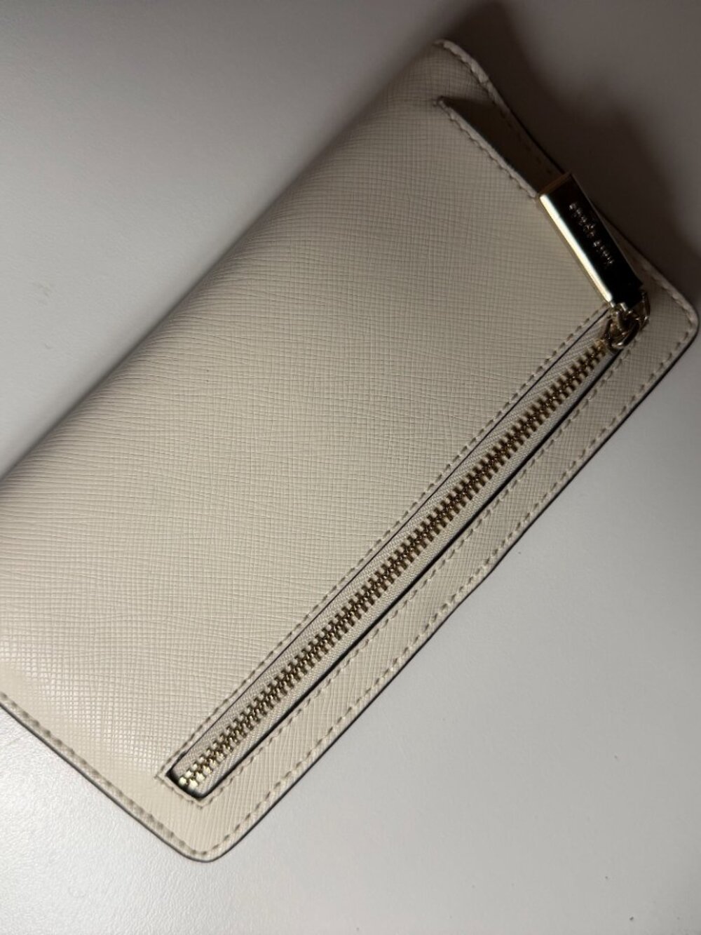 Kate Spade New York Cream Ivory Leather Continental Wallet – Zip Pocket & Card S - Picture 3 of 6